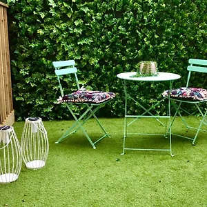 Gorgeous New 1 Bed, Town Centre,parking,garden , Bournemouth United Kingdom